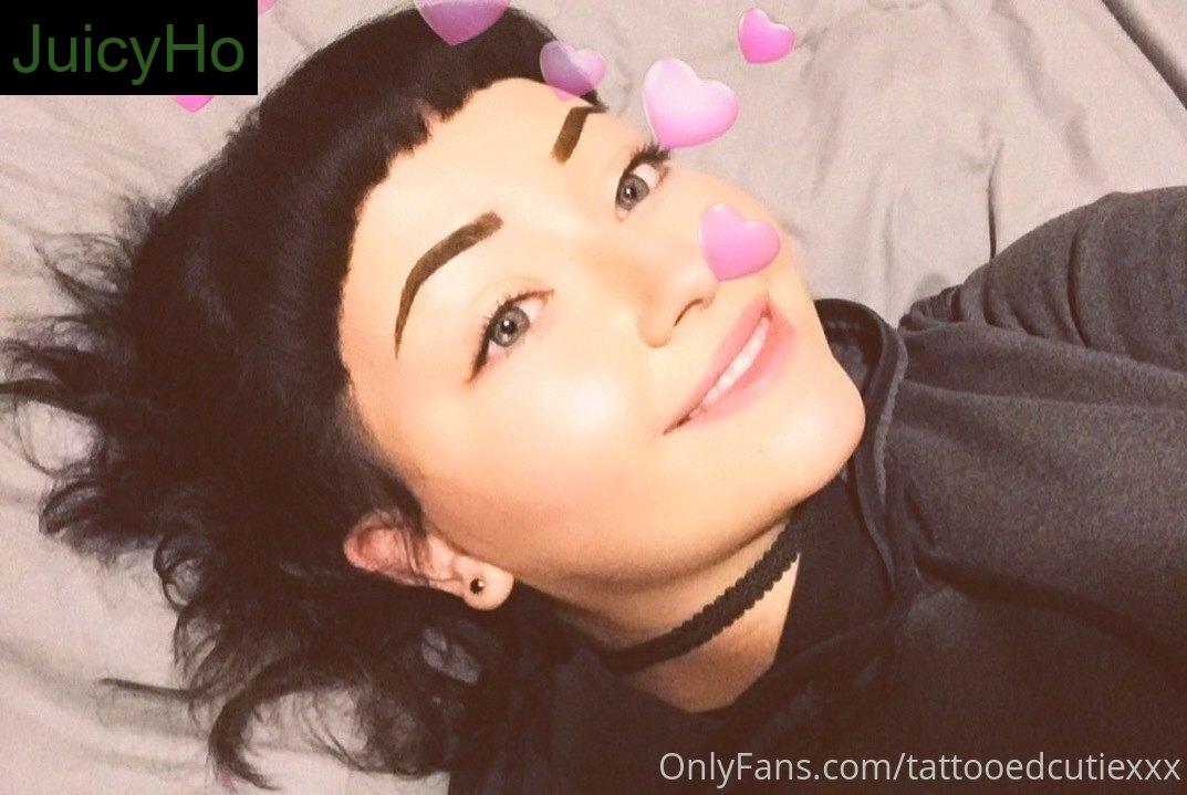 tattooedcutiexxx feet