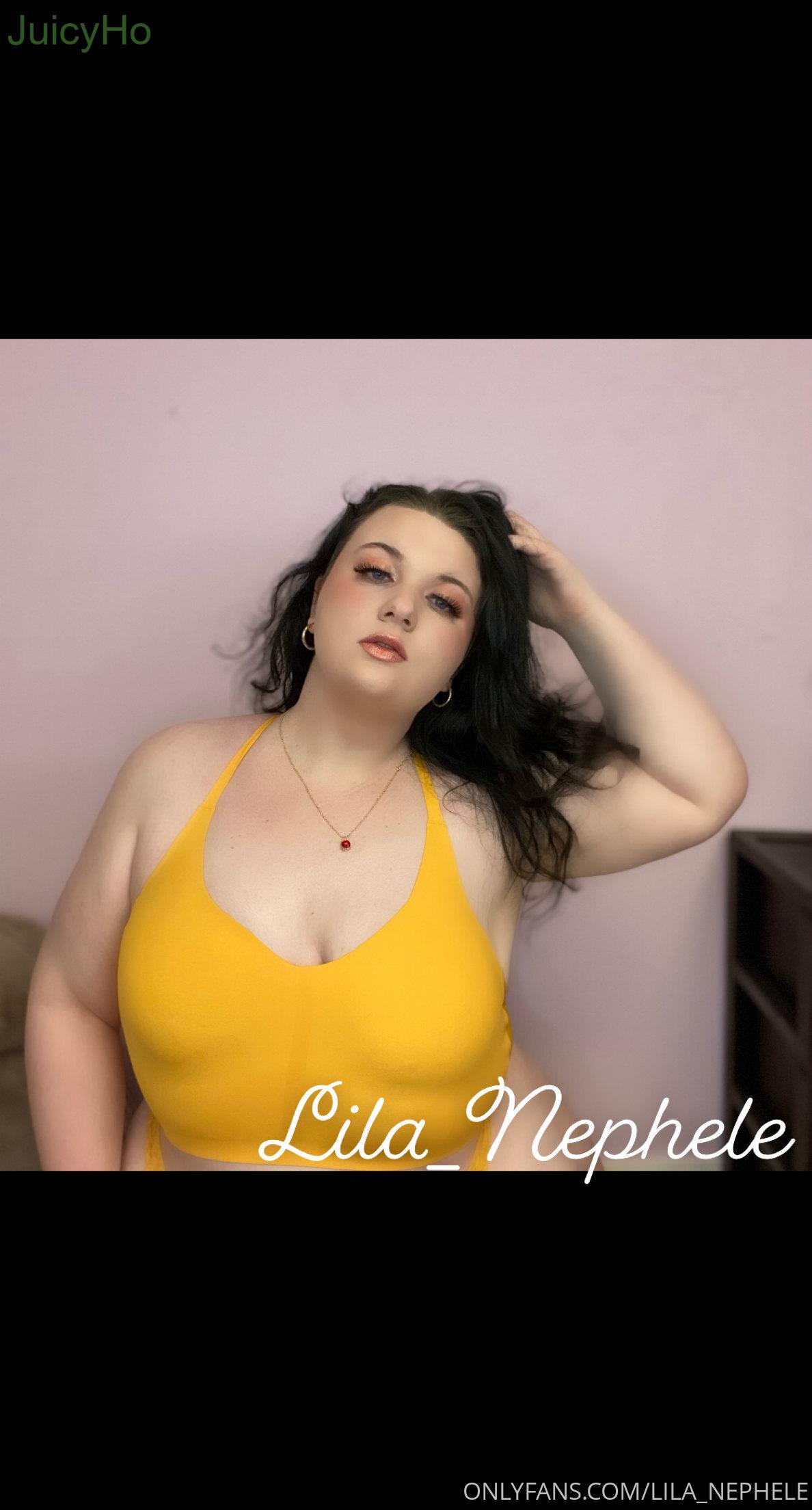 lila_nephele feet