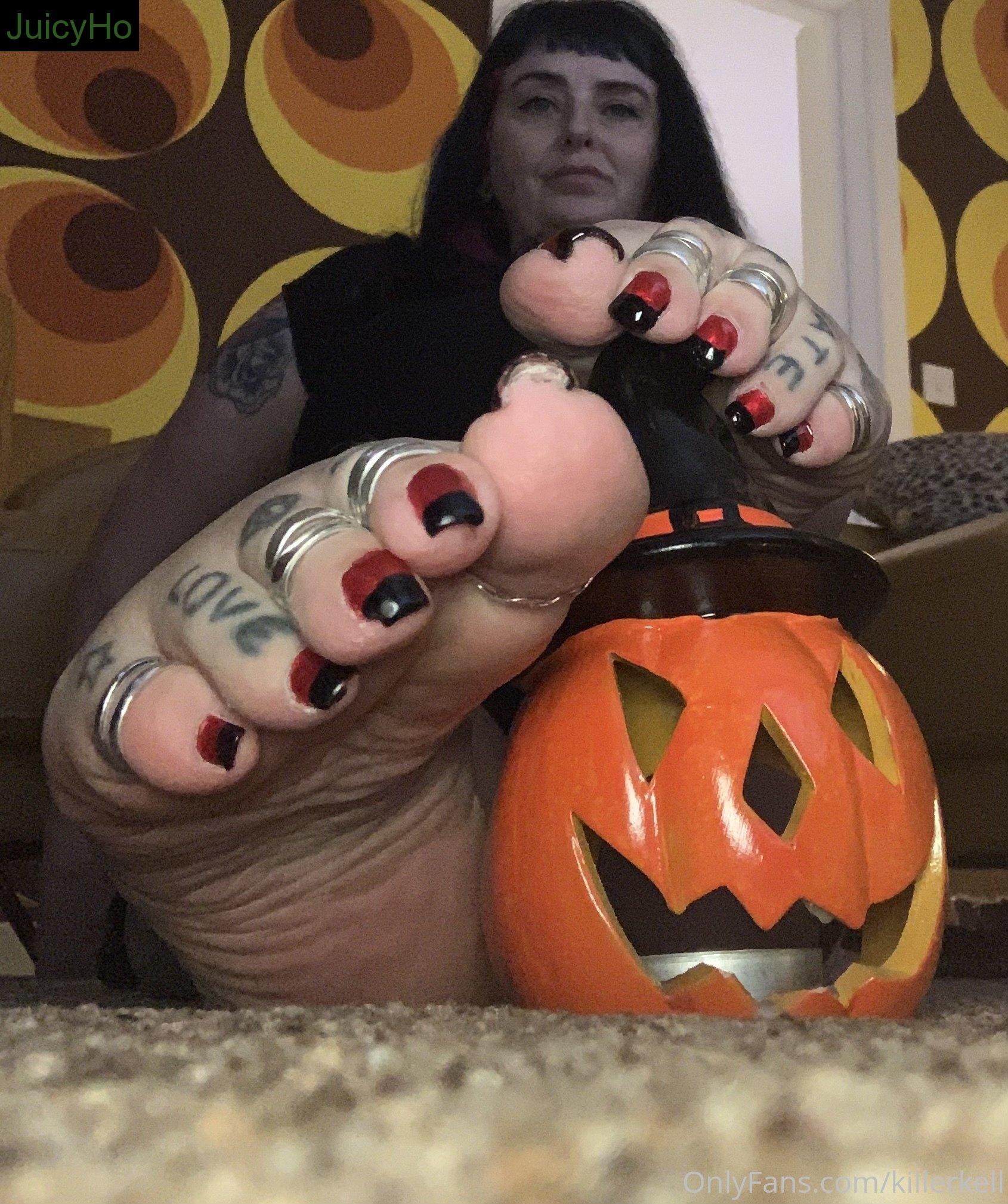 killerkell feet