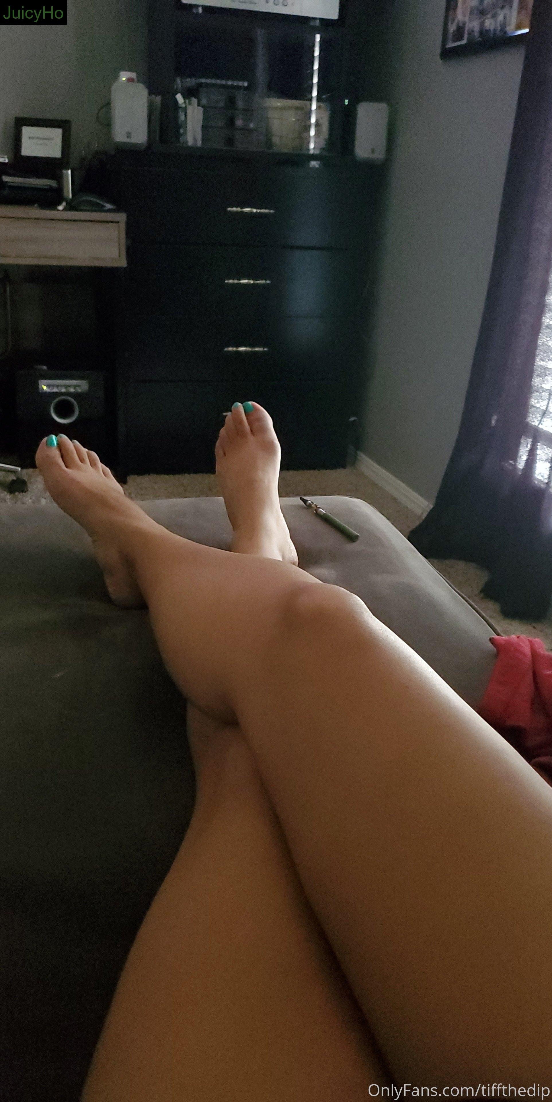 tiffthedip feet