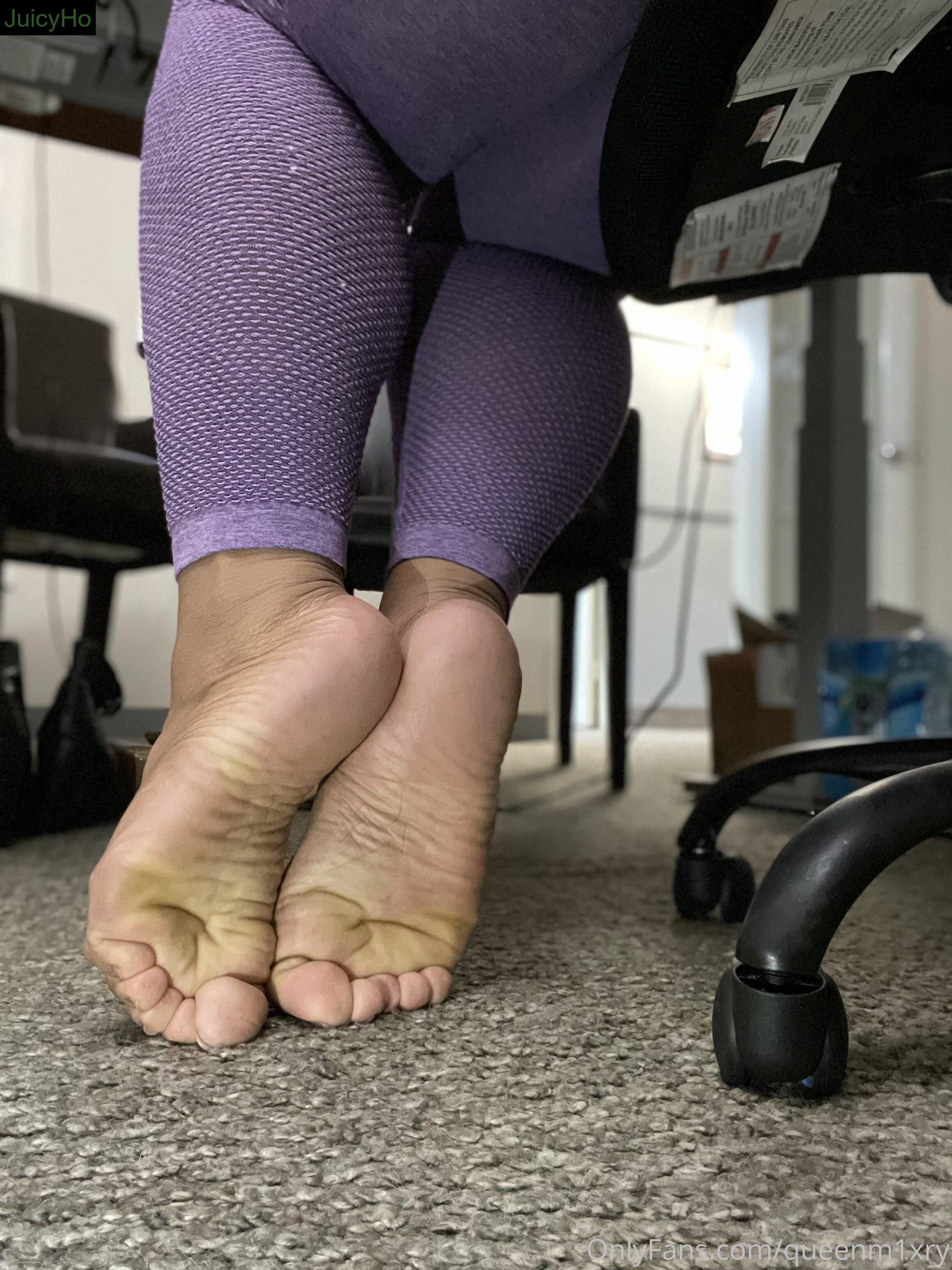 queenm1xry feet