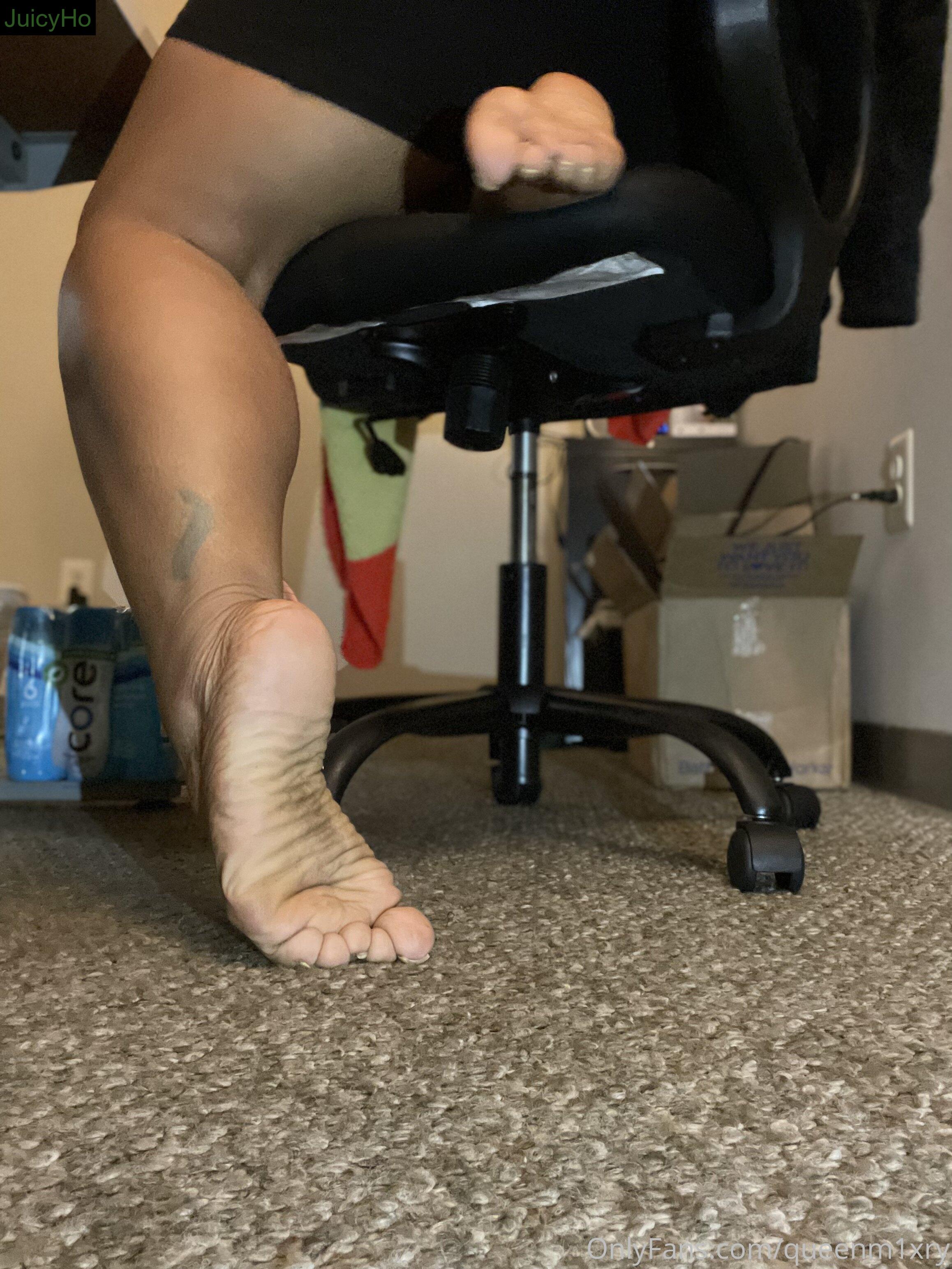 queenm1xry feet