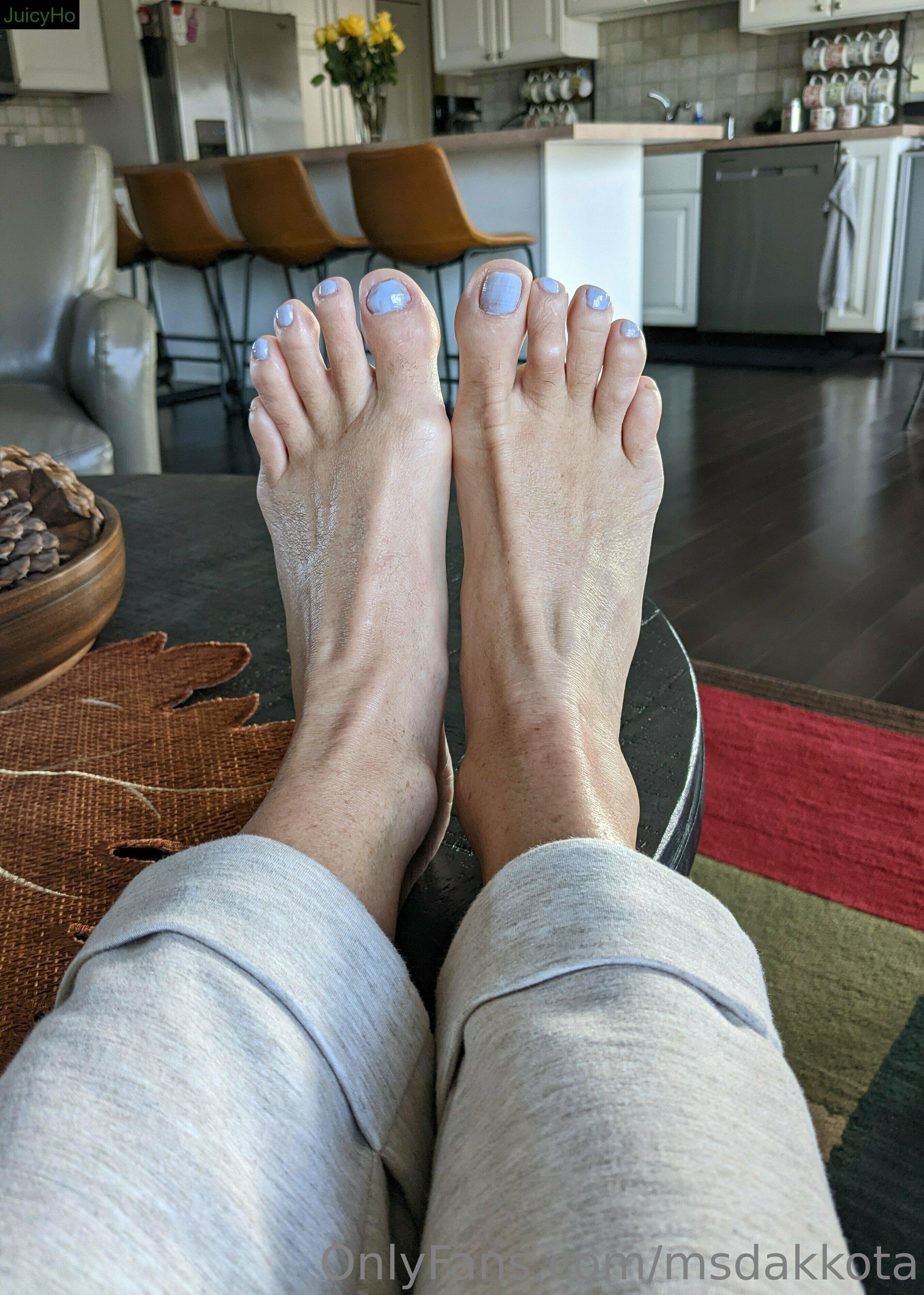 msdakkota feet