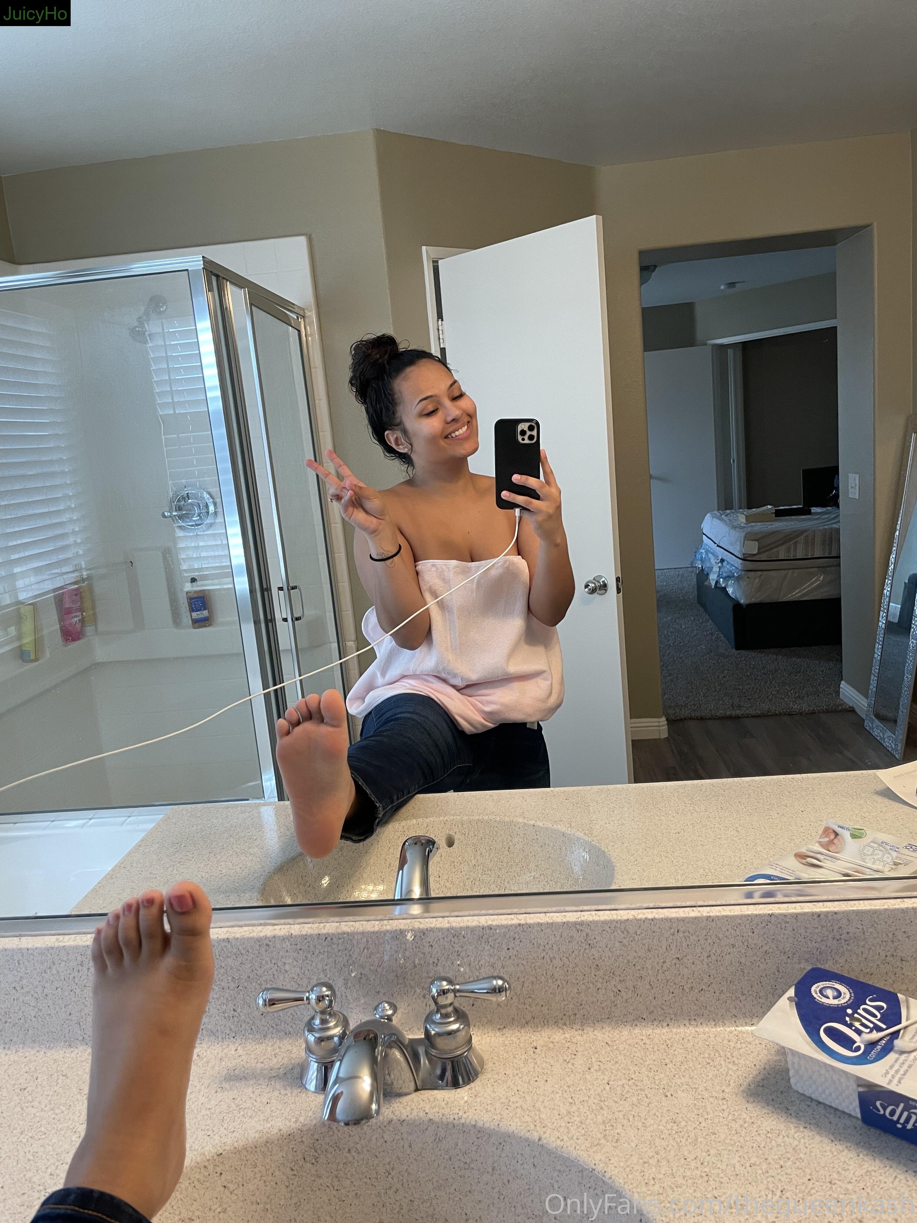 thequeenkash feet