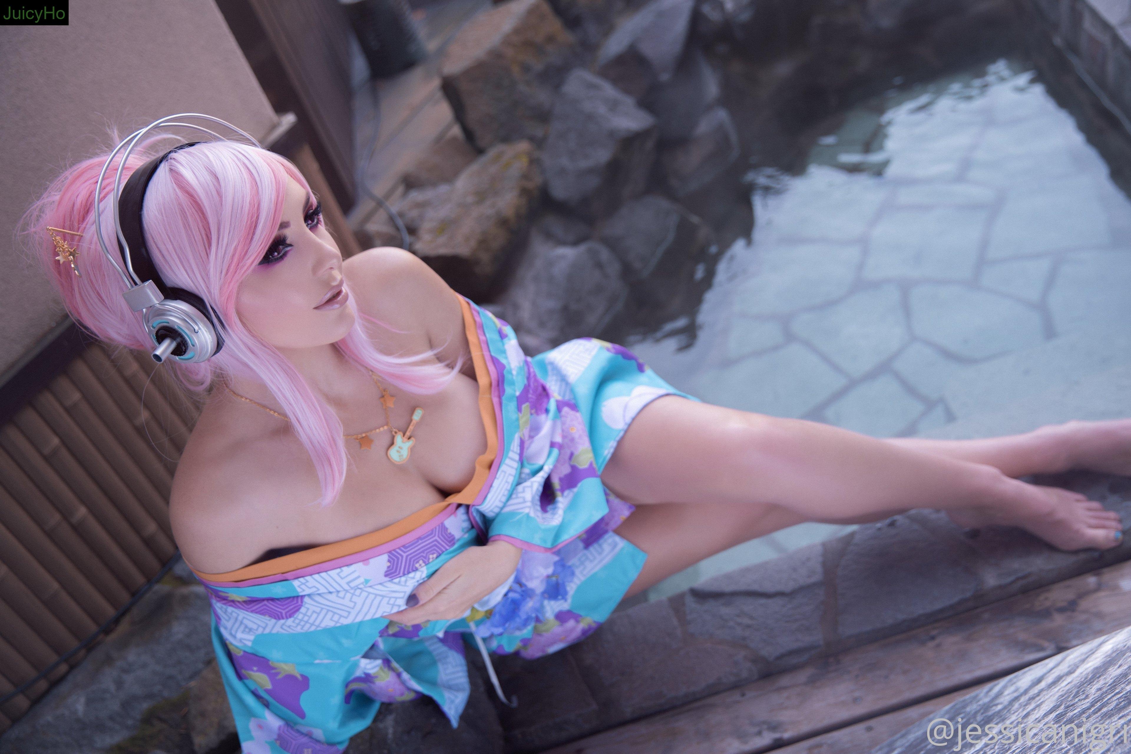 jessicanigri feet